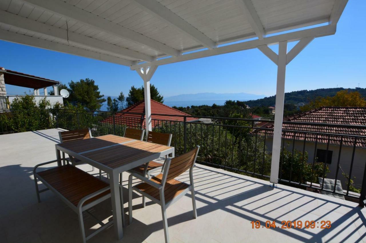 Sealodge - Luxe Villa, Private Pool, Mooring, Parking, Sea & Mountain View, At 150 M From Idyllic Private Beach Rogac Exterior photo