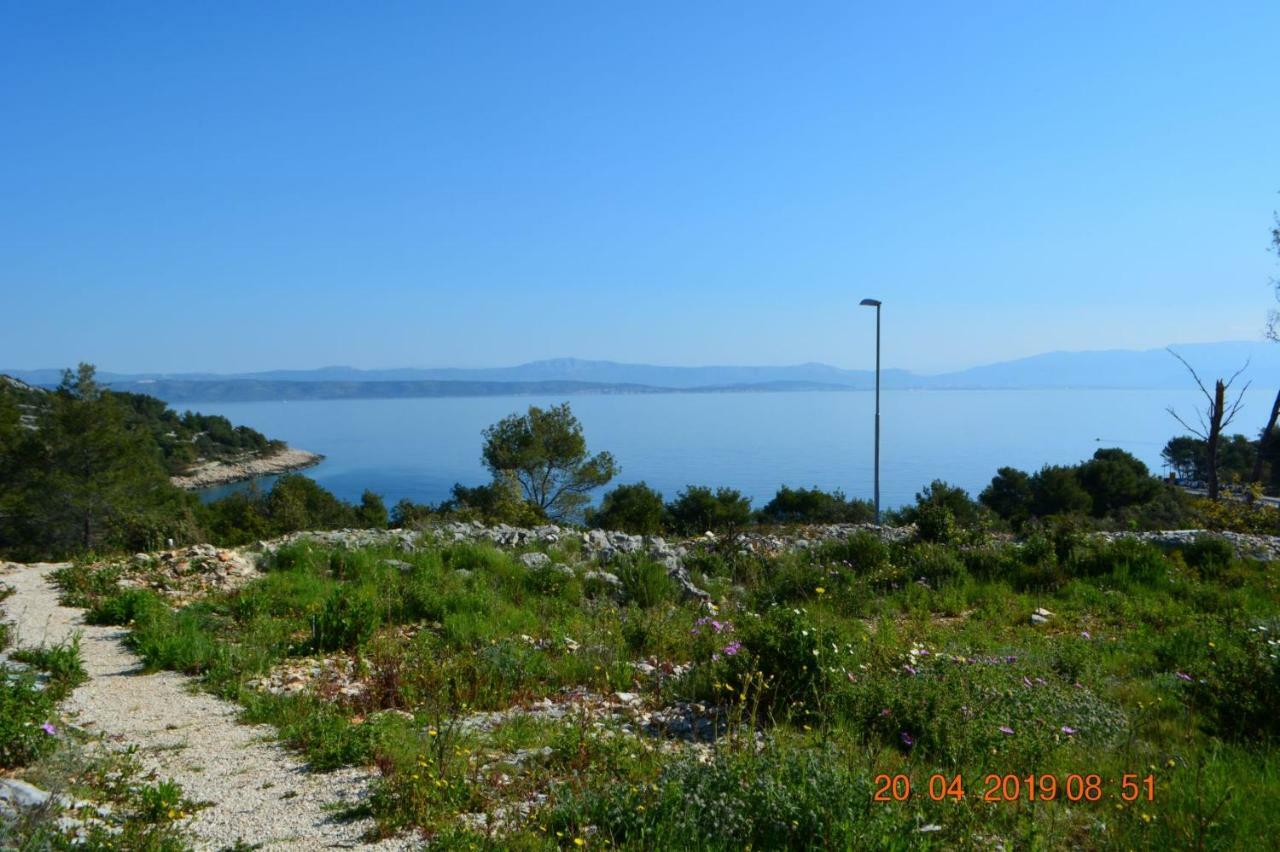 Sealodge - Luxe Villa, Private Pool, Mooring, Parking, Sea & Mountain View, At 150 M From Idyllic Private Beach Rogac Exterior photo